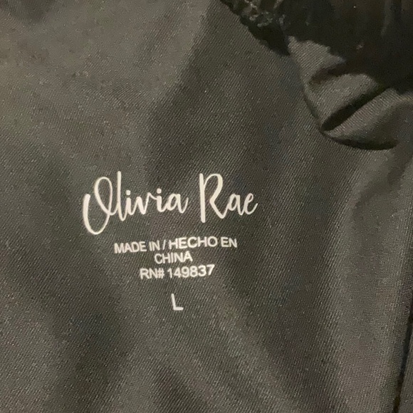 EUC Olivia Rae black cargo-scrubs like pants - Picture 5 of 6